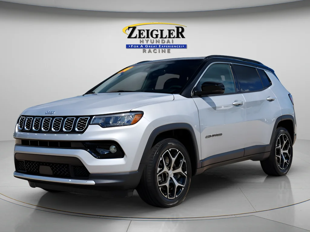 Used 2024 Silver Jeep Limited image 3