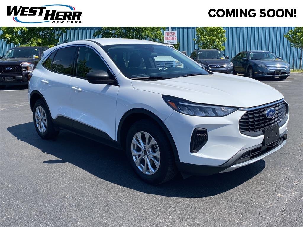 Used 2023 Oxford White Ford Active image 1
