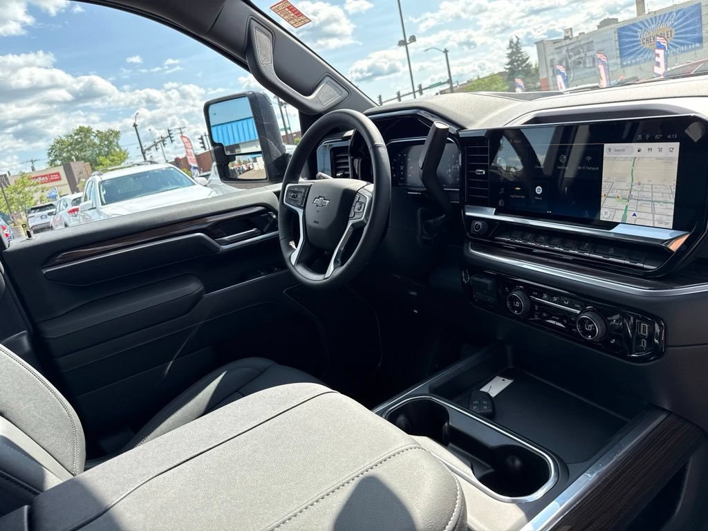 2026 Chevrolet Silverado 3500 HD LT - Photo 39