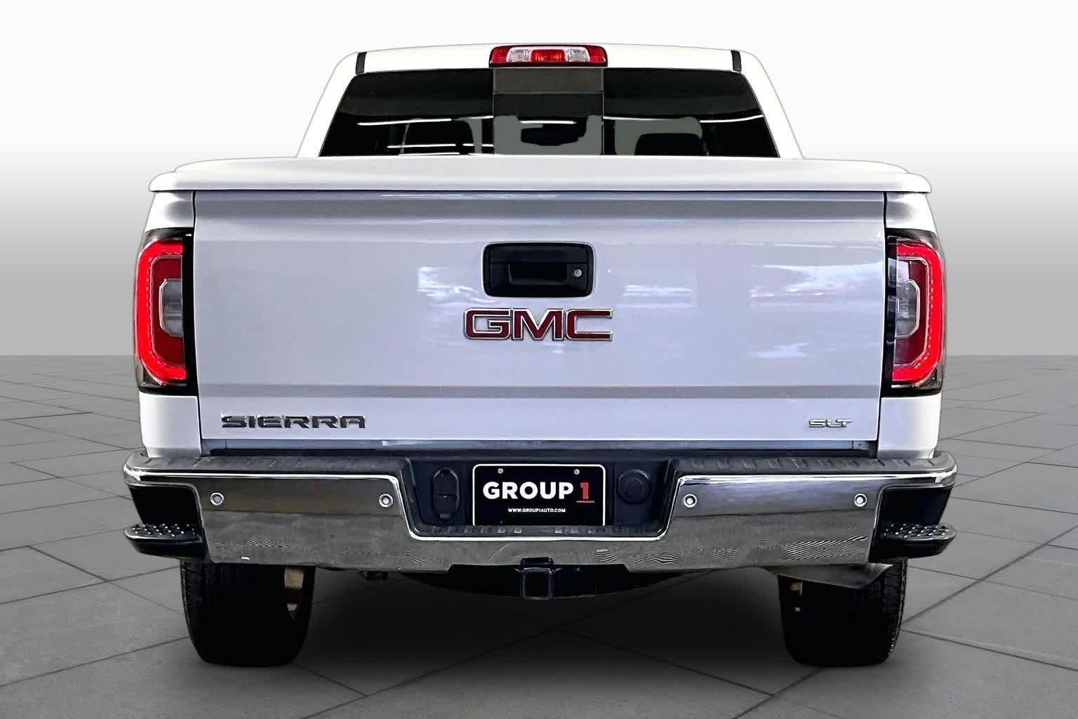 Used 2017 White Frost Tricoat GMC SLT image 5