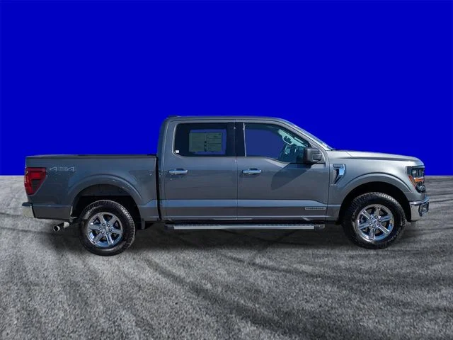Certified Used 2025 Carbonized Gray Metallic Ford XLT image 3