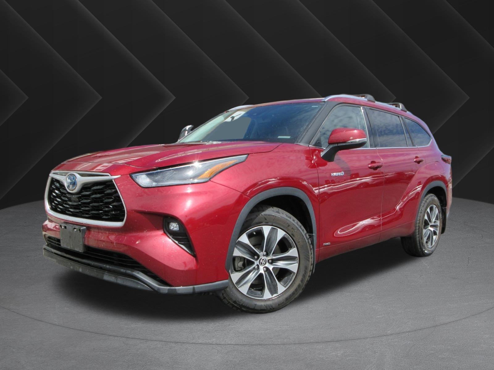 2021 Toyota Highlander XLE Hybrid 4x4's photo