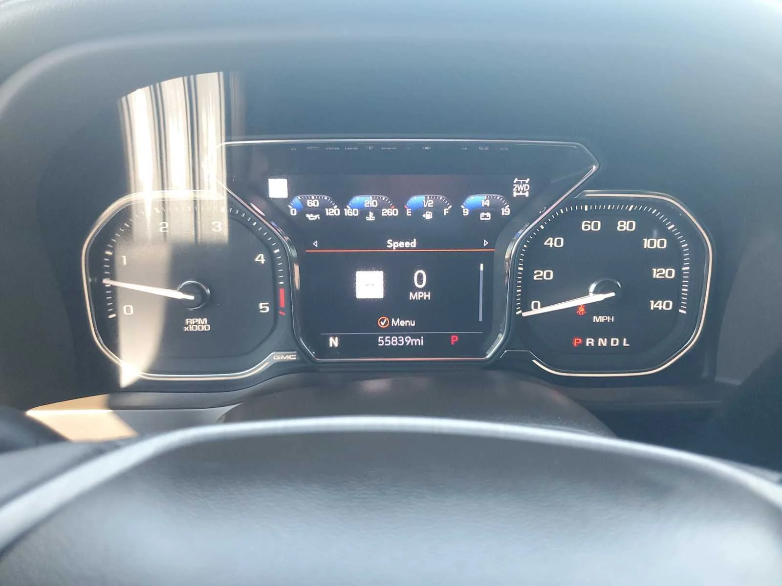Used 2022 WHITE FROST TRICOAT GMC Denali image 28