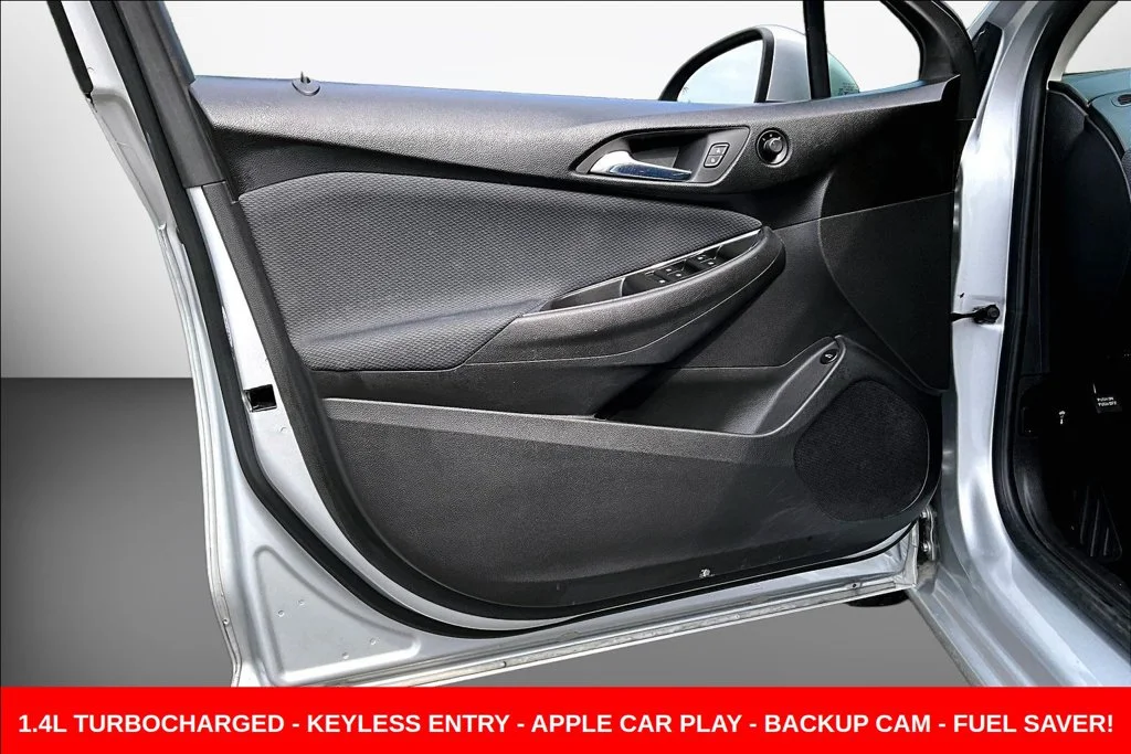 Used 2018 Silver Chevrolet LS image 19