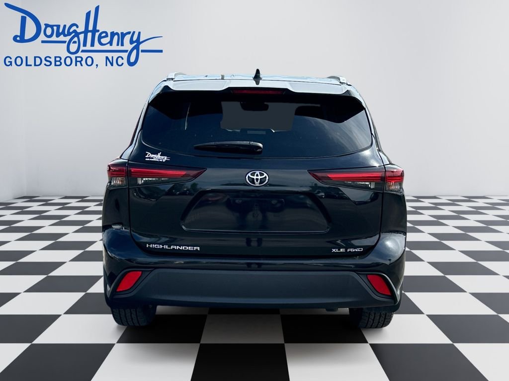 Used 2024 Black Toyota XLE image 4