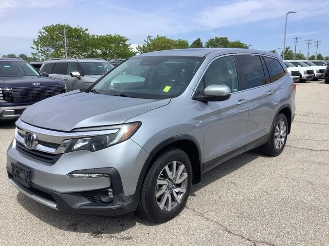 2020 Honda Pilot 4WD EX-L w/Navi & RES's photo