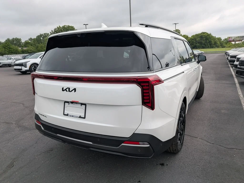 New 2026 Snow White Pearl Kia SX Prestige image 34