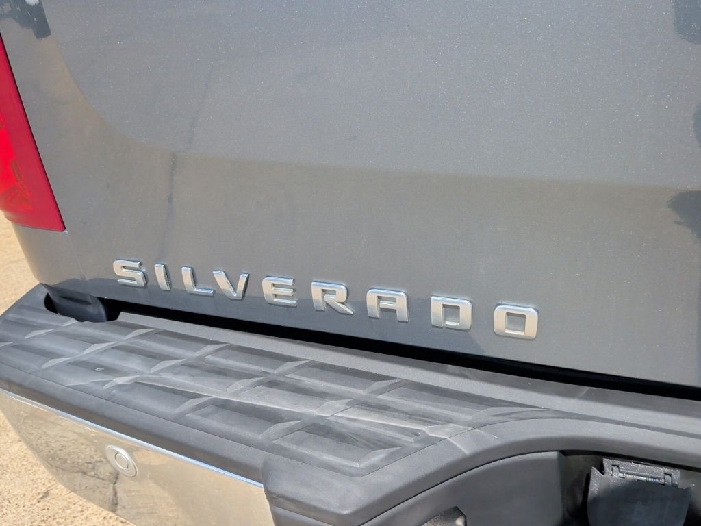 Used 2008 Blue Chevrolet LT image 36