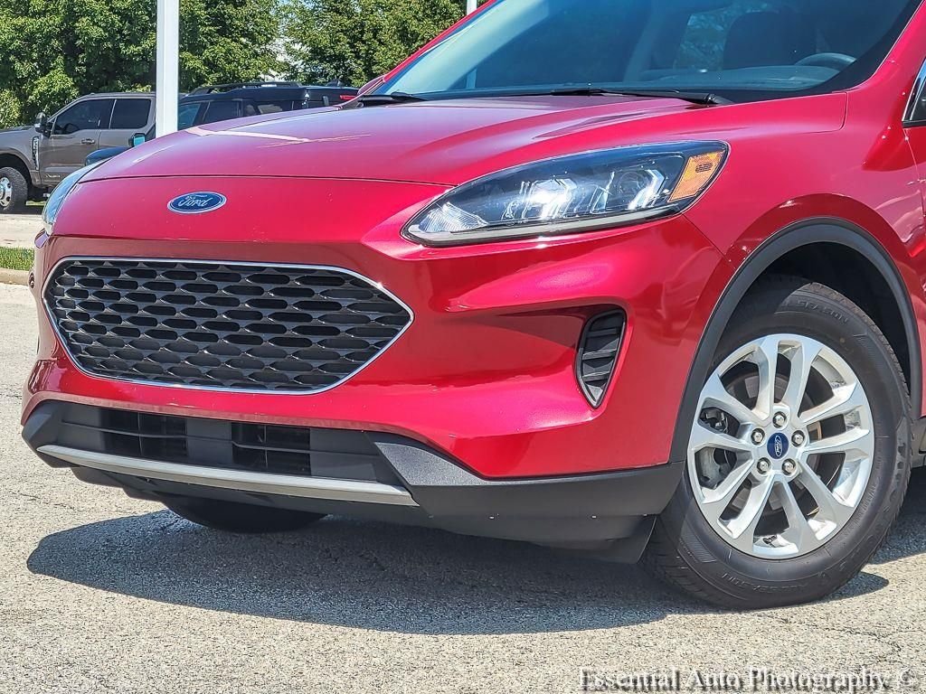 Used 2020 Ford Escape SE with VIN 1FMCU0G67LUC72470 for sale in Matteson, IL