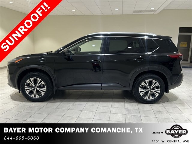 2021 Nissan Rogue SV photo 2