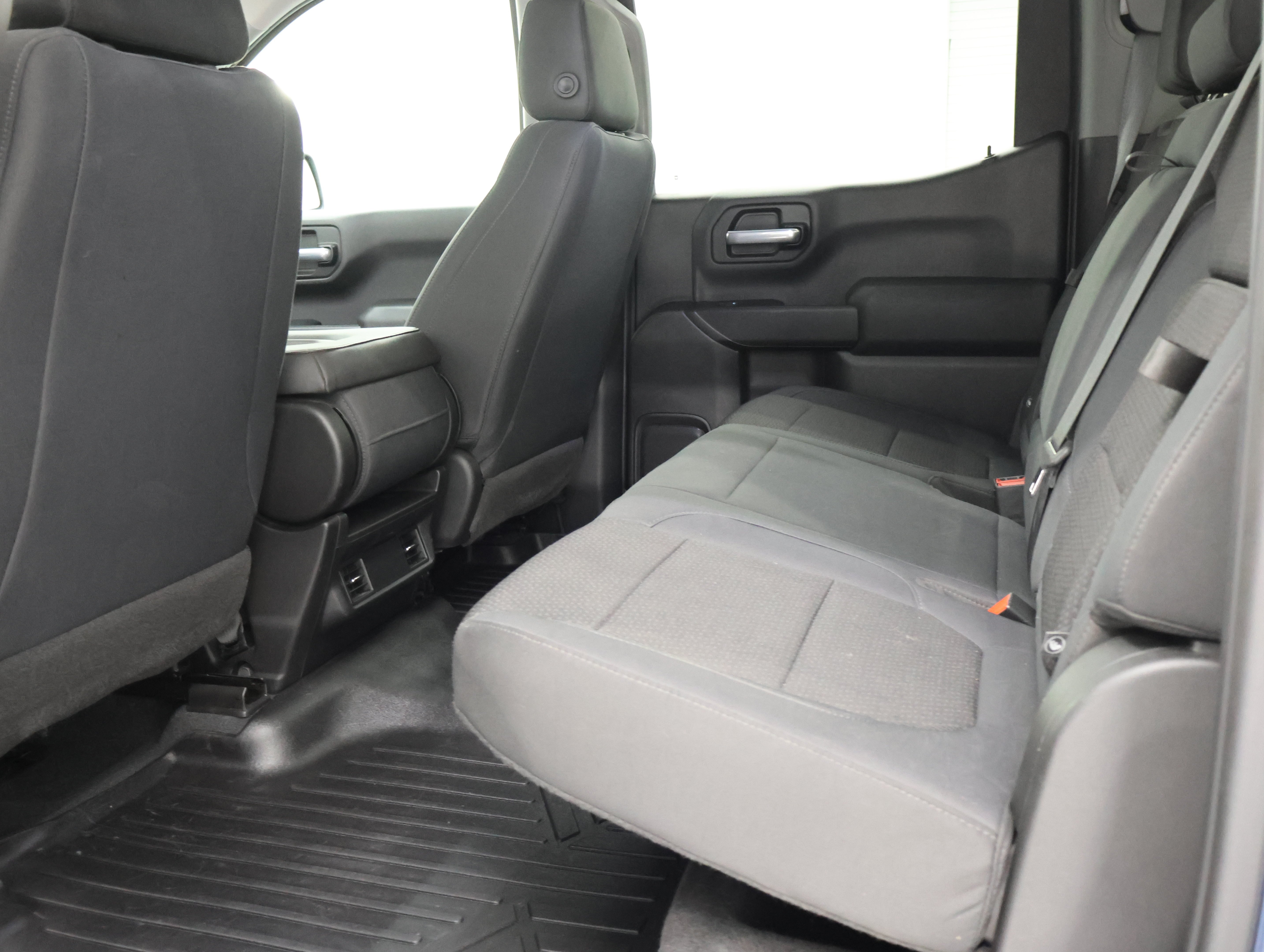 Used 2019 BLUE Chevrolet 4x4 Crew Cab Custom Trail Boss: CREW-LONG-CUSTOM-TRAIL BOSS-BACKUP CAM-Z71 image 8