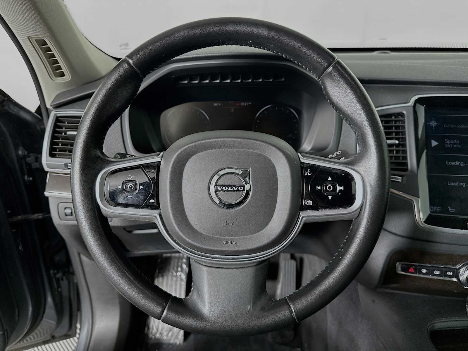 Certified Used 2019 Osmium Grey Metallic Volvo Momentum image 11