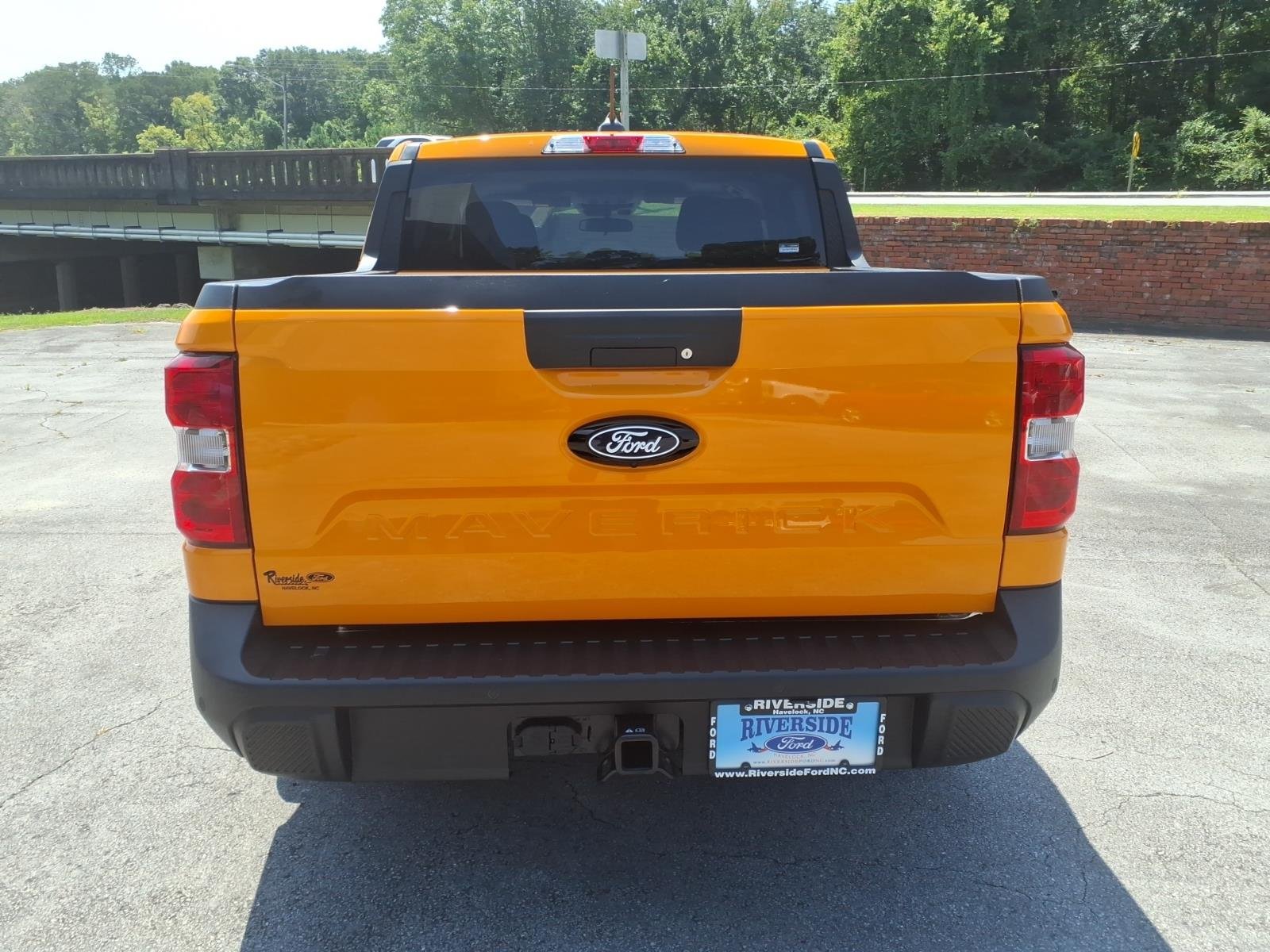 New 2026 Orange Fury Metallic Tri-Coat Ford XLT image 2