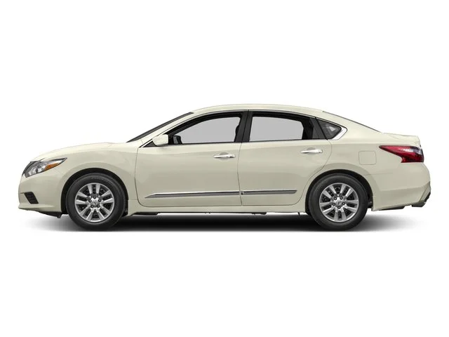 Used 2017 Pearl White Nissan 2.5 SV image 6