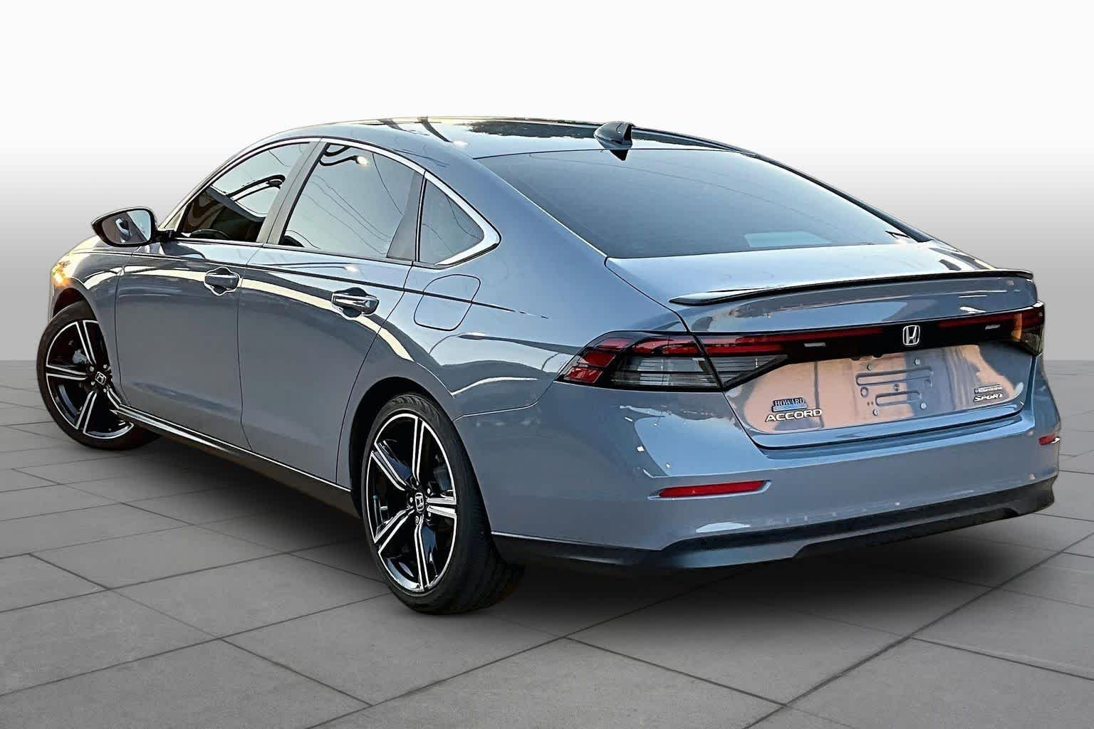 Used 2023 Urban Gray Pearl Honda Sport image 12