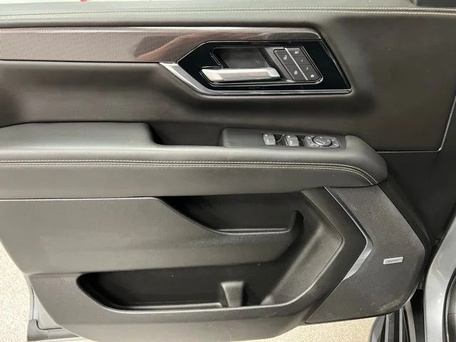 Used 2025 Gray GMC Elevation image 23