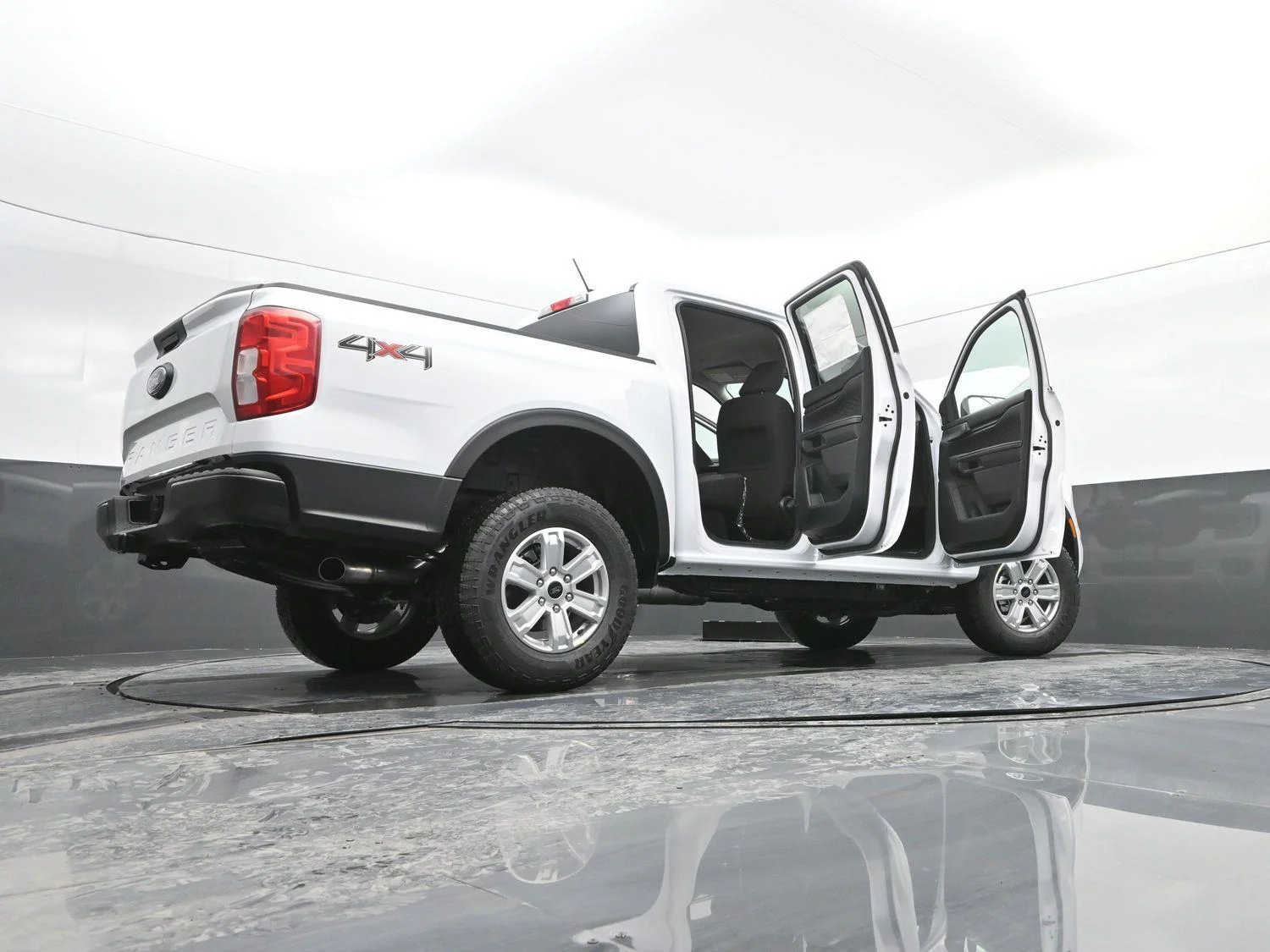 New 2025 Oxford White Ford XL image 44