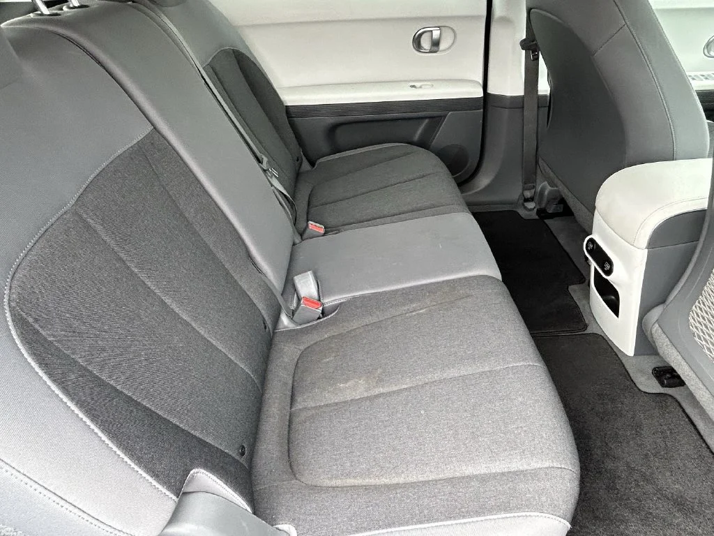 Used 2024 White Hyundai SEL image 11