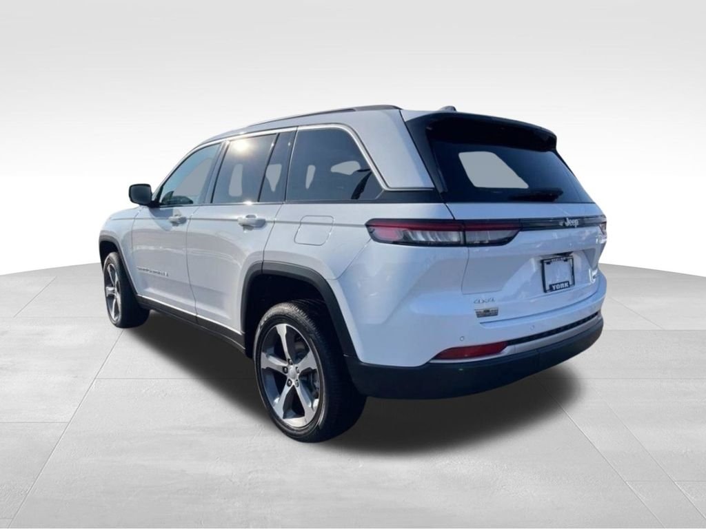 New 2026 Bright White Clearcoat Jeep Limited image 3