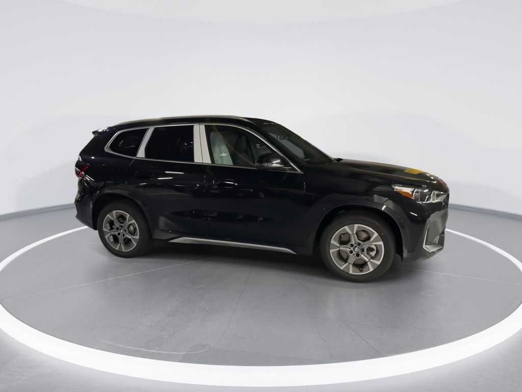 2026 BMW X1 28i - Photo 9