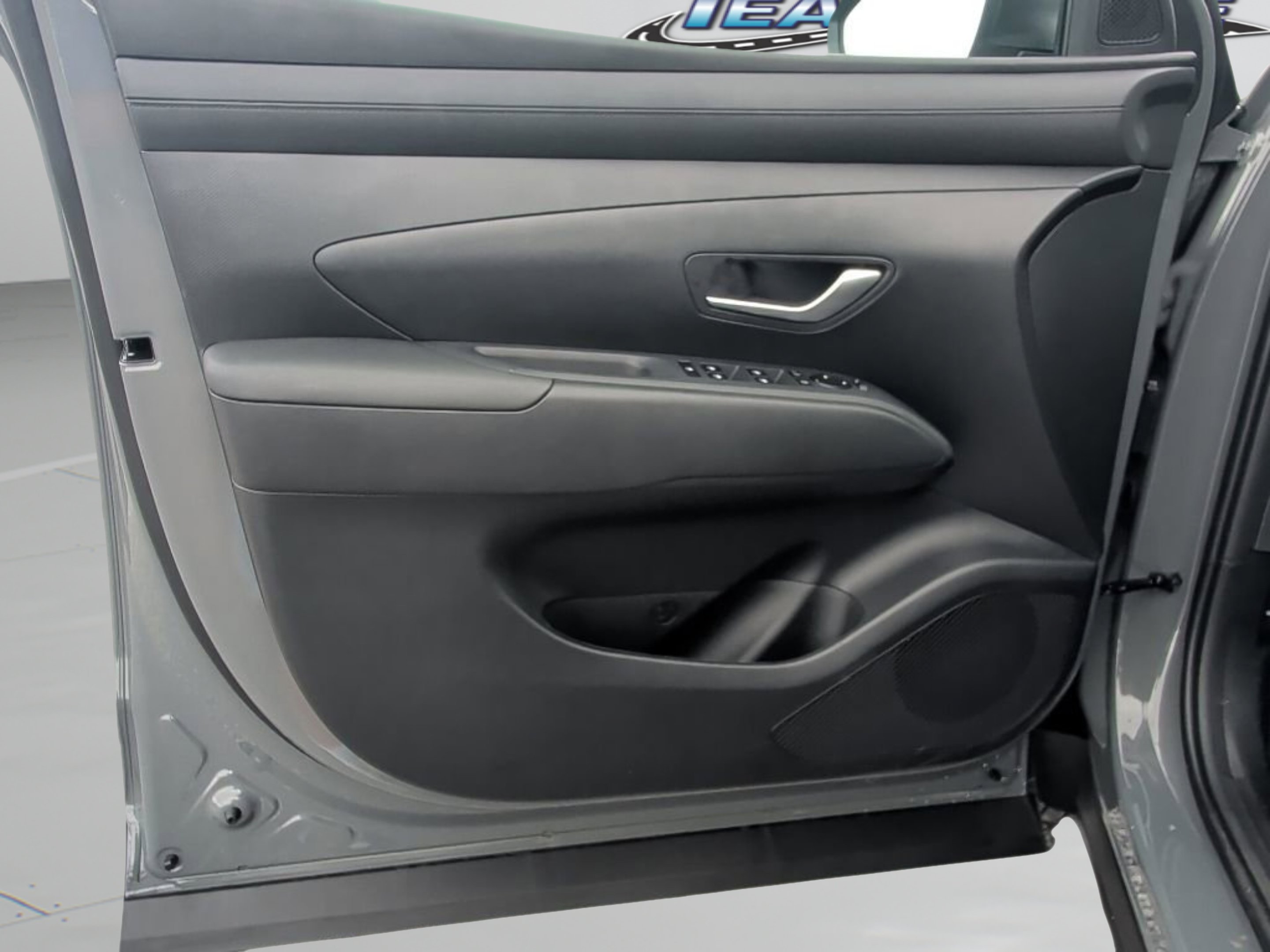New 2026 Hampton Gray Hyundai SEL image 25