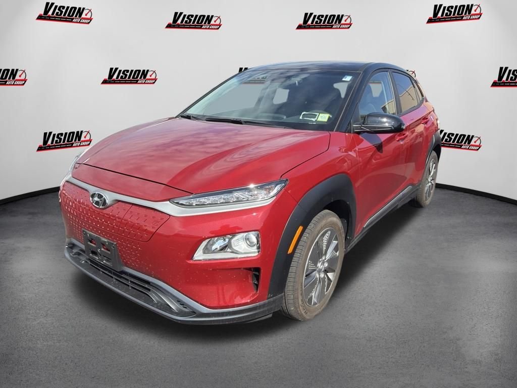 Used 2021 Red Hyundai SEL image 1