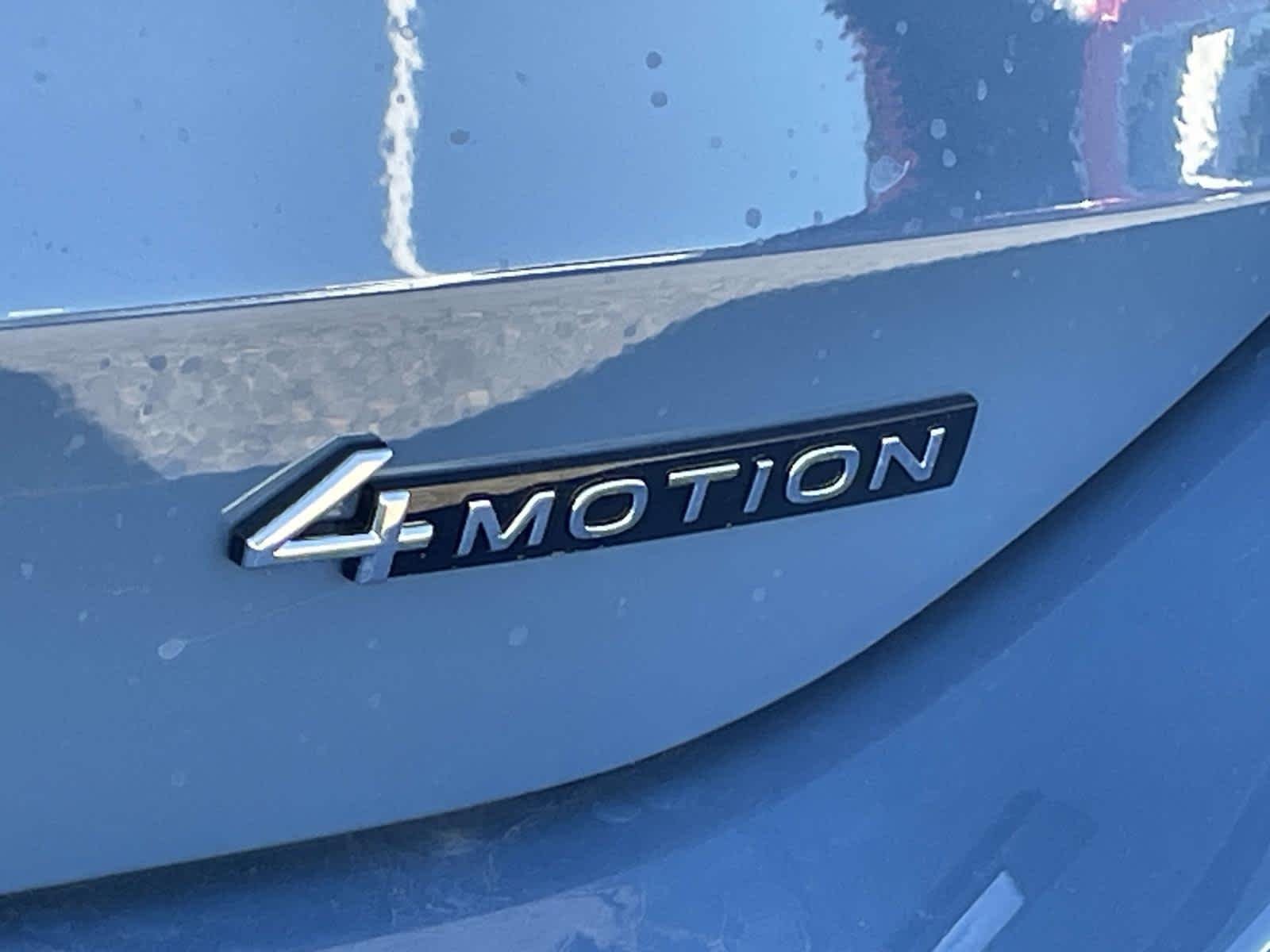 New 2026 U1U1/Blue Volkswagen SEL R-Line Turbo image 21