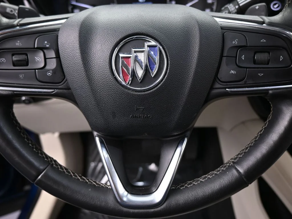 Used 2023 Sapphire Metallic Buick Preferred image 31