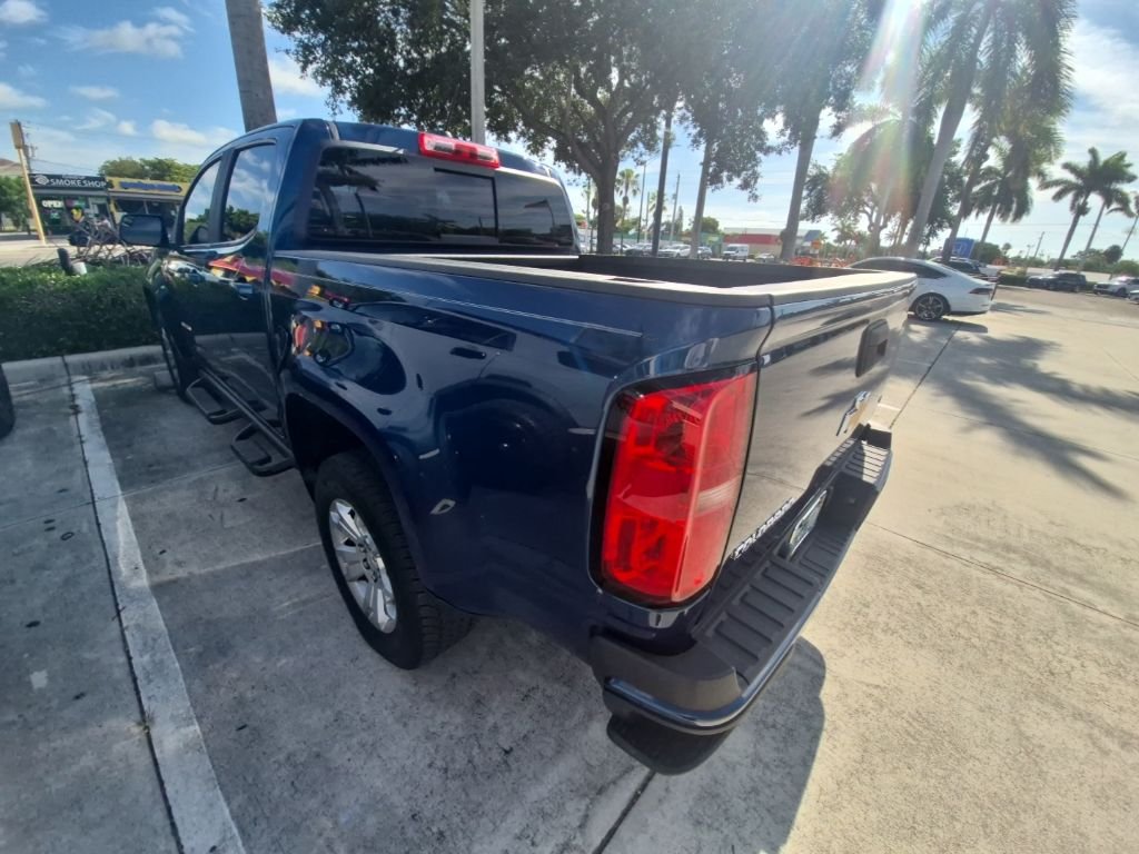 Used 2020 Blue Chevrolet LT image 6
