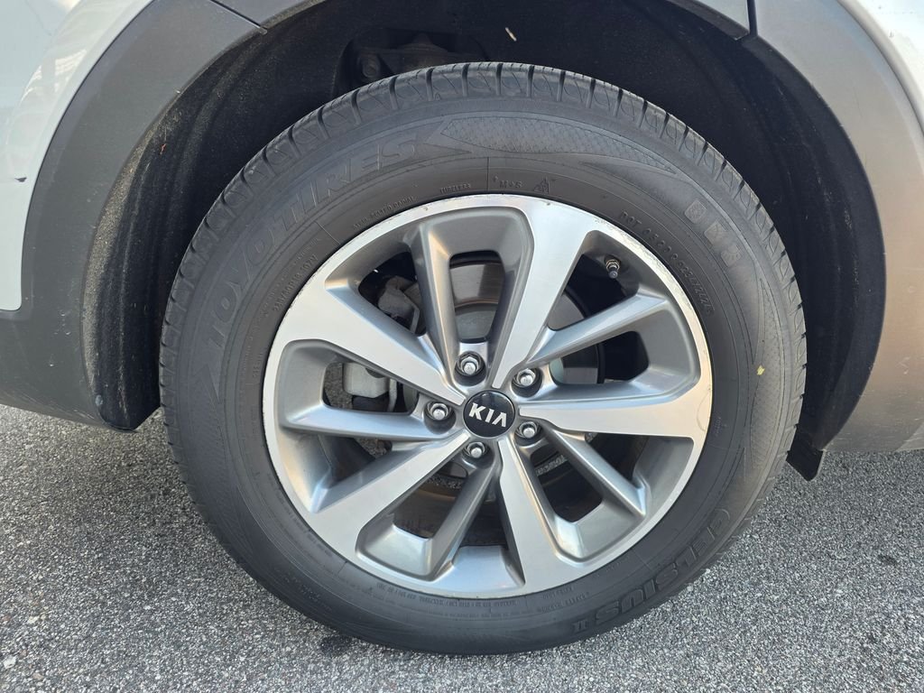 Used 2019 Silver Kia EX image 13