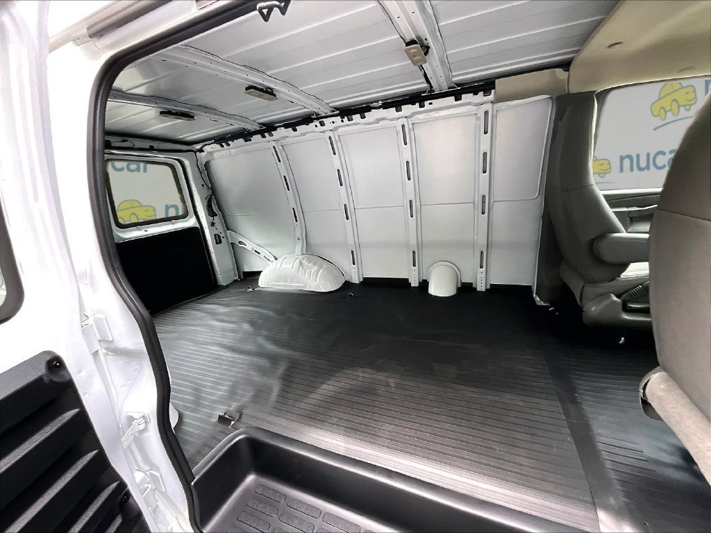 2026 Chevrolet Express Cargo Work Van - Photo 15