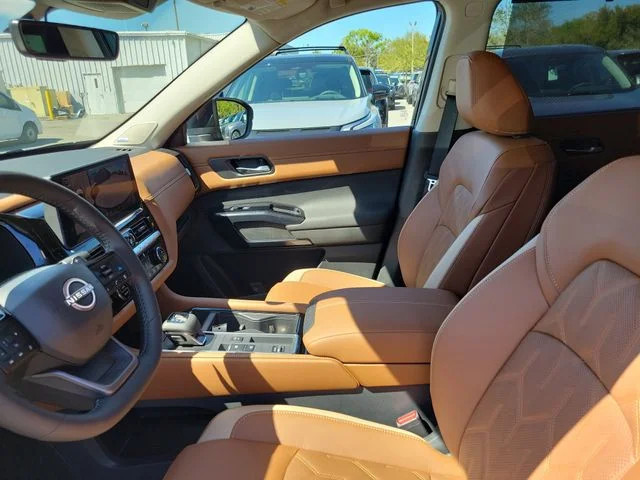 New 2026 Gray Nissan Platinum image 8