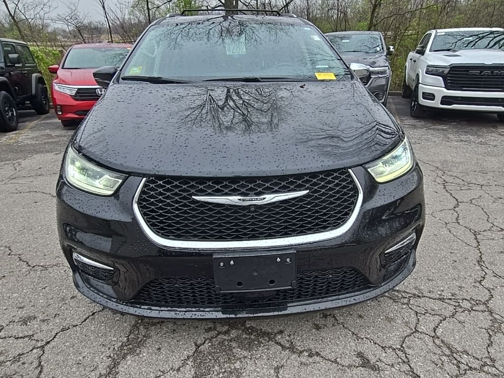 Used 2021 Black Chrysler Touring L image 12