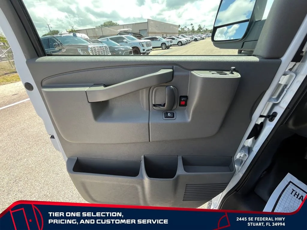 2026 GMC Savana Cargo Work Van - Photo 18