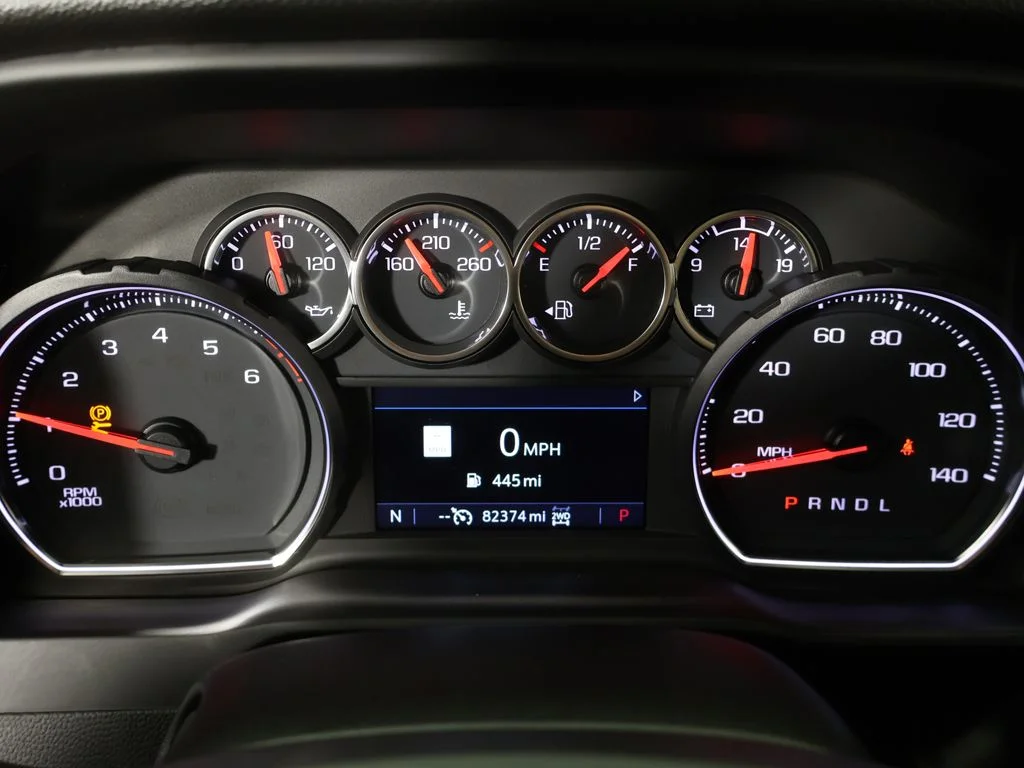 Used 2022 Summit White Chevrolet LTZ image 47