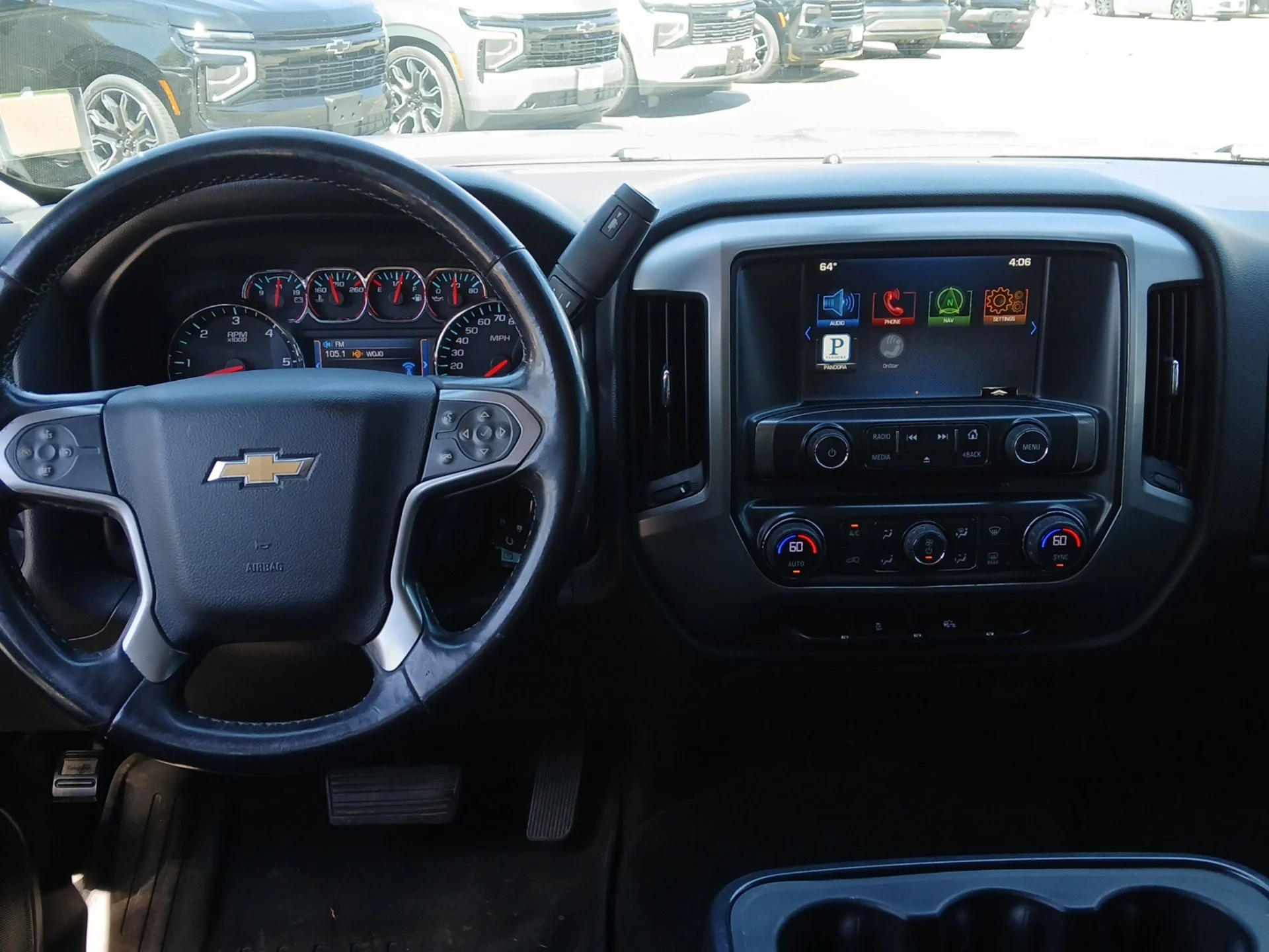 Used 2014 Silver Ice Metallic Chevrolet LT image 7