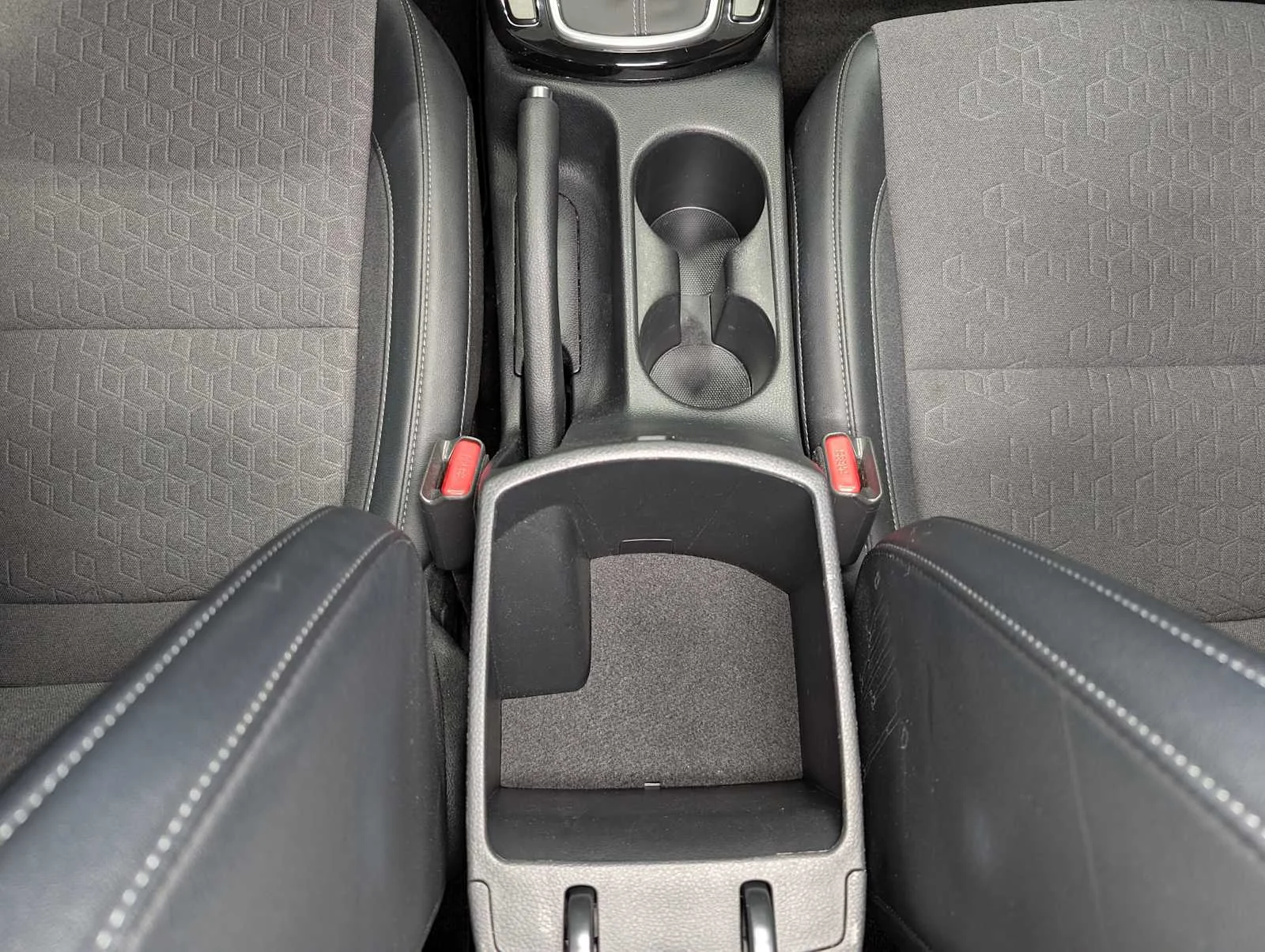 Used 2024 Gravity Gray Kia S image 20