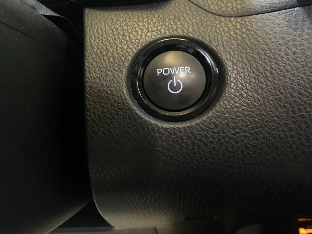 Used 2026  Toyota LE image 25