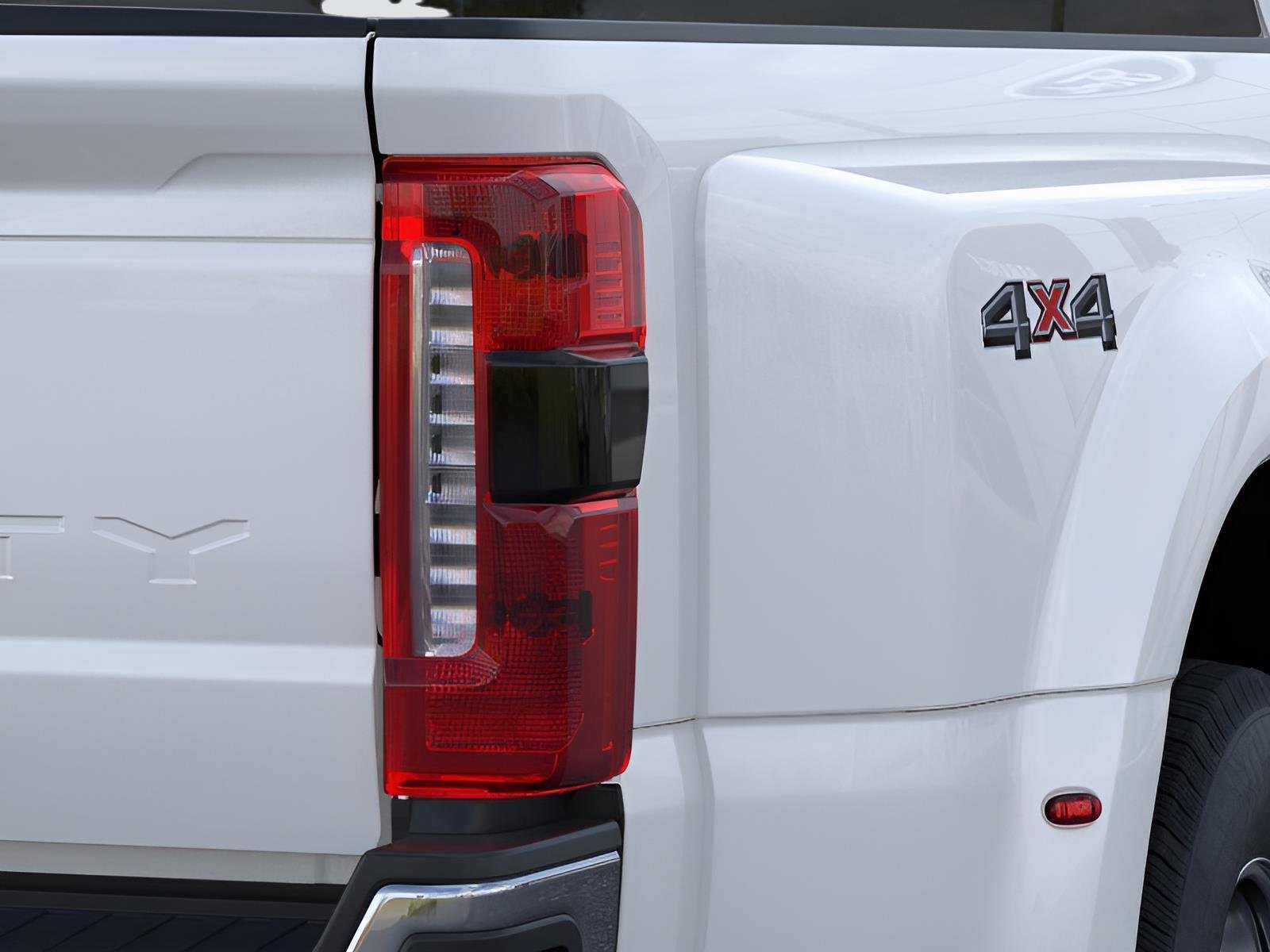 New 2026 Star White Metallic Tri-Coat Ford F-350® Lariat® image 21