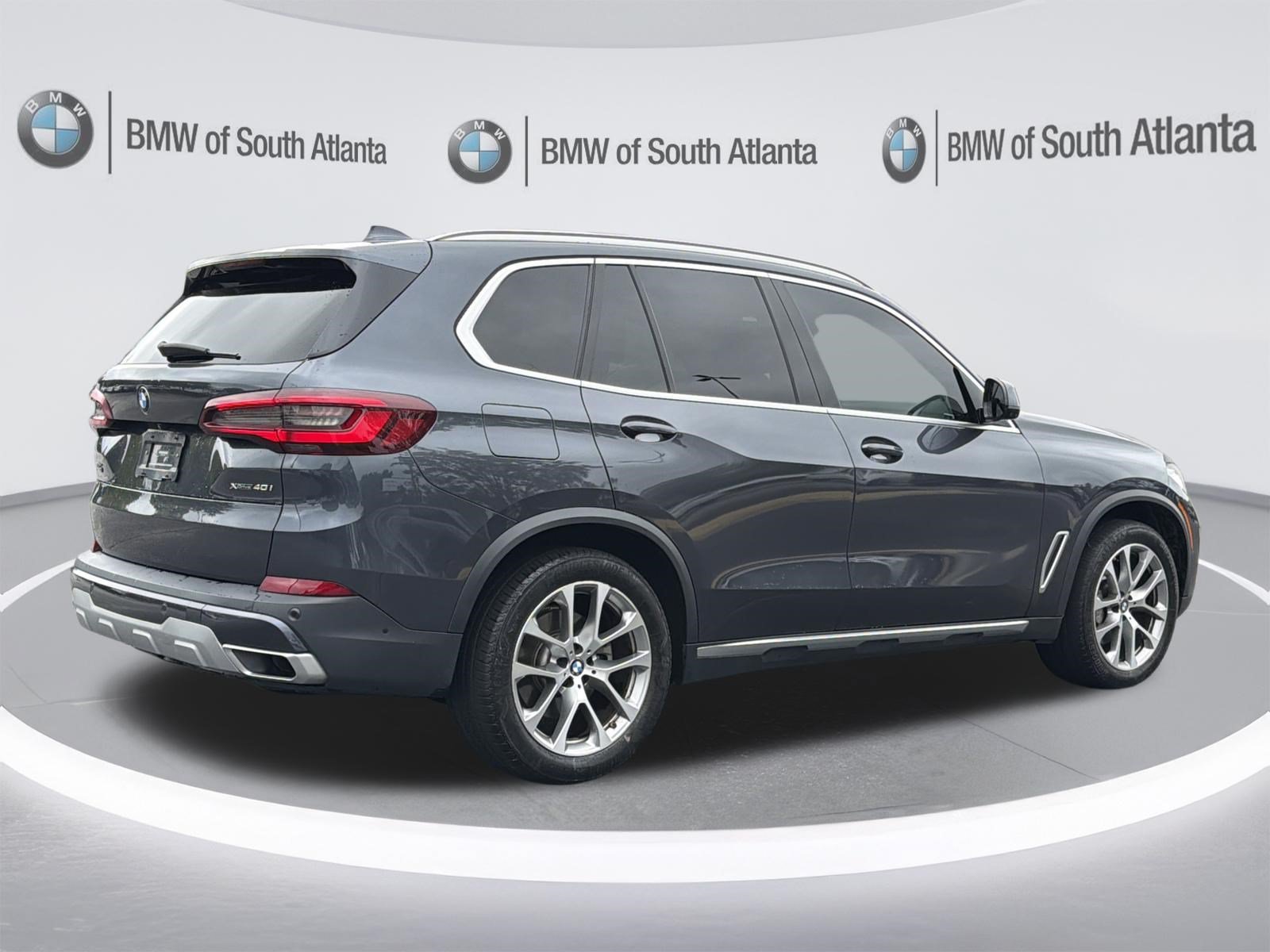Used 2020 Arctic Gray Metallic BMW xDrive40i image 25