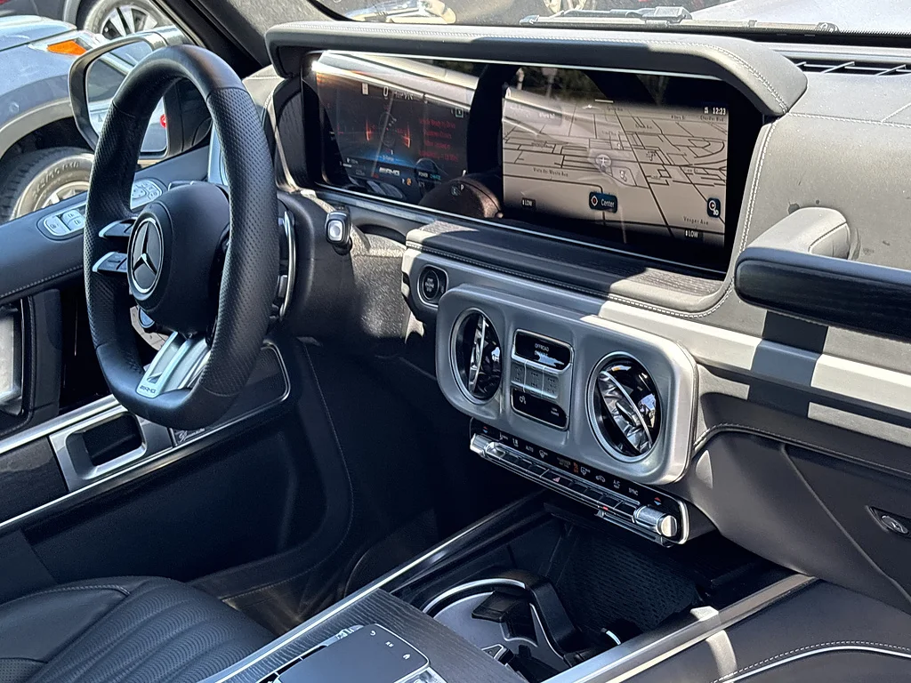 Used 2026 MANUFAKTUR Platinum Magno Mercedes-Benz AMG® G 63 image 27