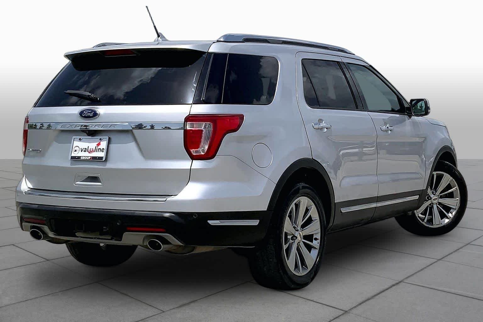 Used 2019 Ingot Silver Ford Limited image 13