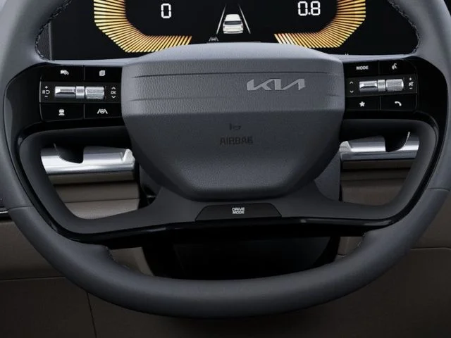New 2027 Ceramic Silver Kia LXS image 22
