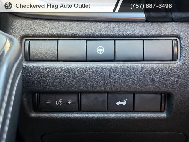 Used 2021 Pearl White Nissan SV image 11