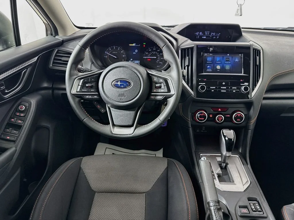 Certified Used 2022 White Subaru Premium image 27