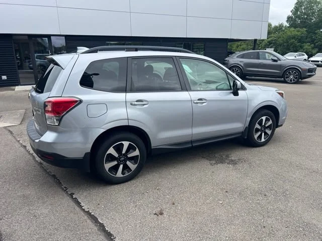 Used 2017 Ice Silver Metallic Subaru Premium image 3