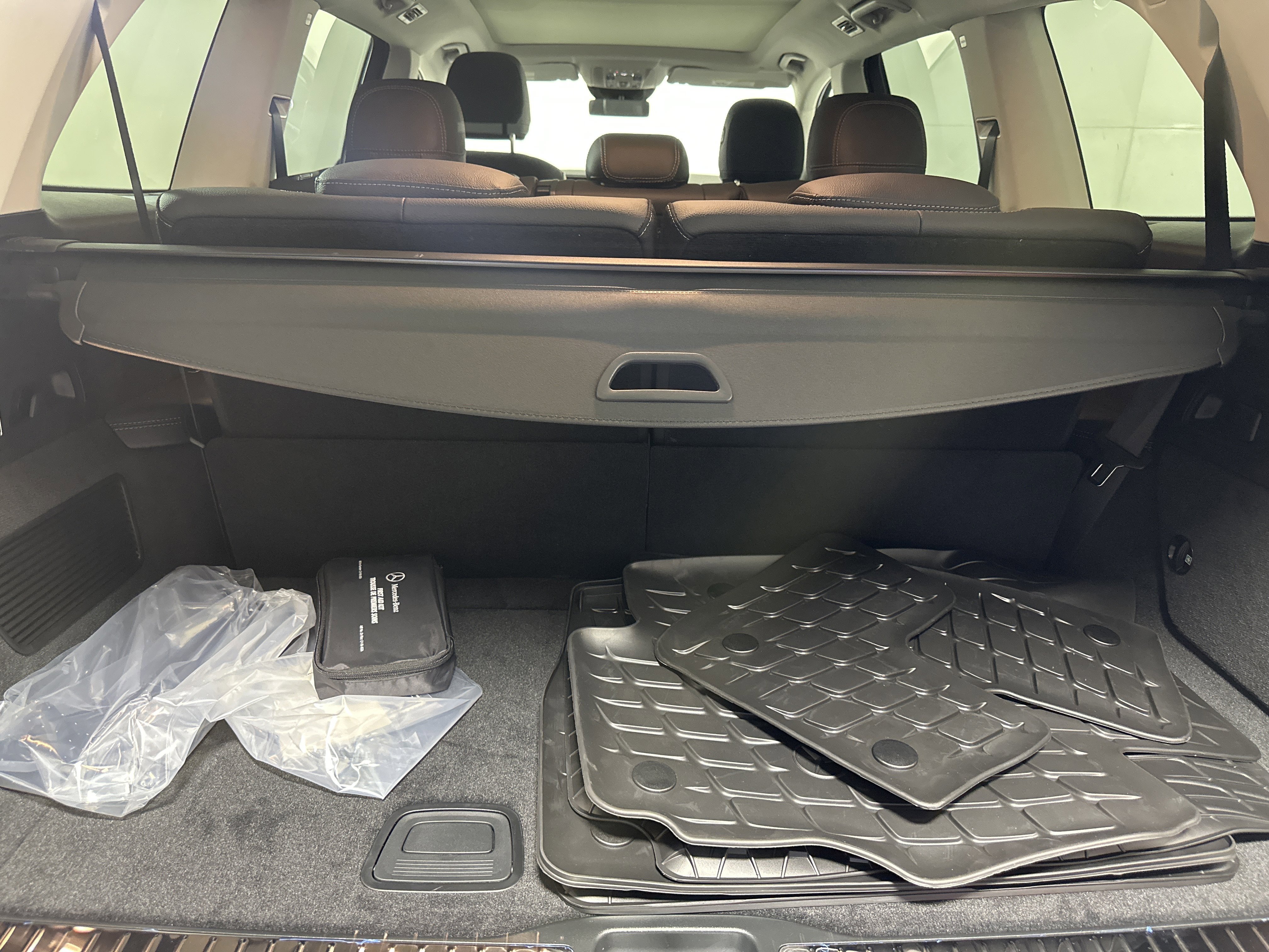 New 2026 Obsidian Black Metallic Mercedes-Benz GLS 450 image 26