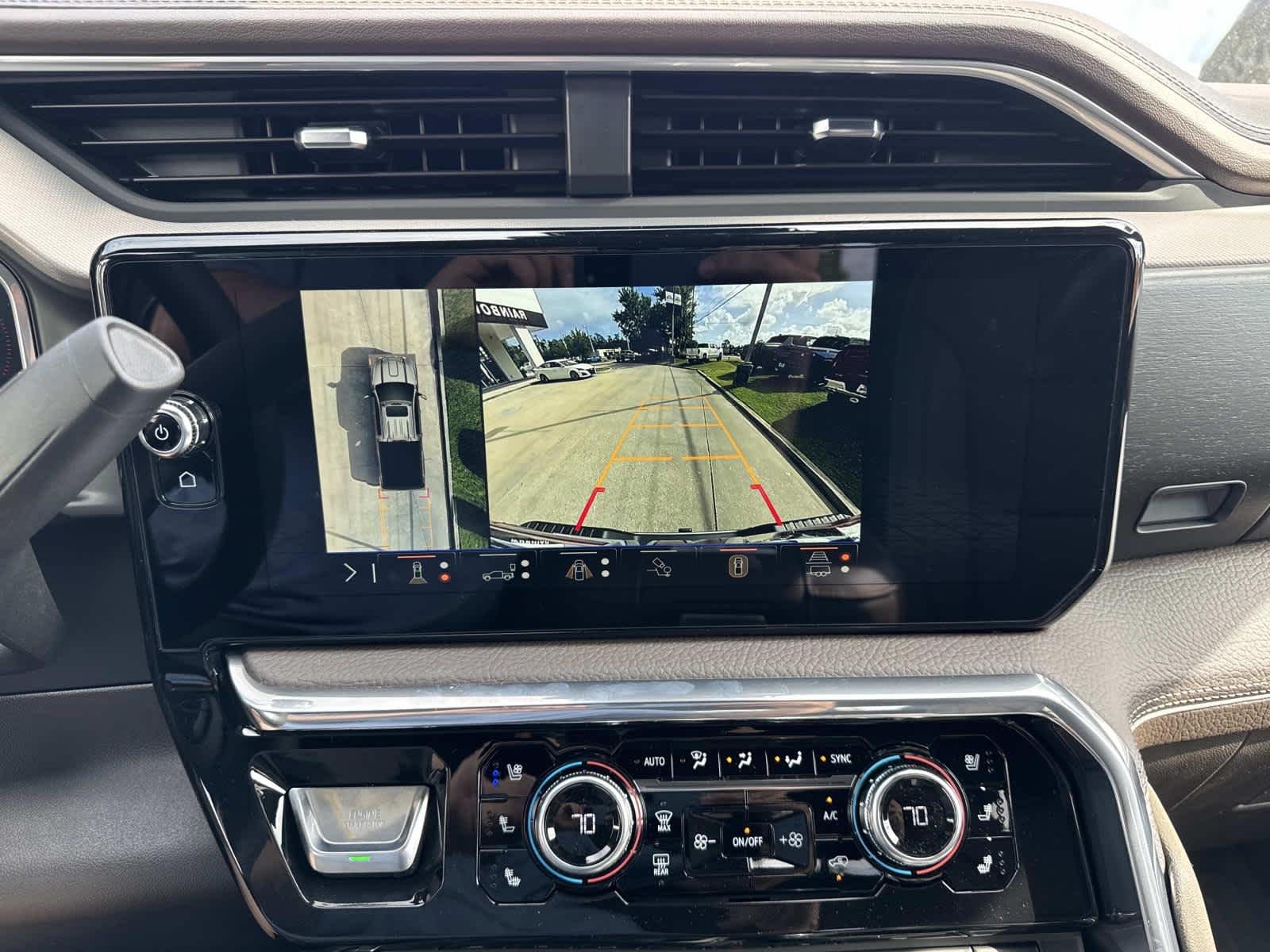 2026 GMC Sierra 2500HD Denali - Photo 17