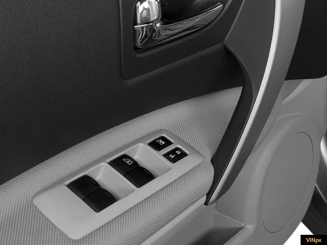 Used 2014 Pearl White Nissan S image 15