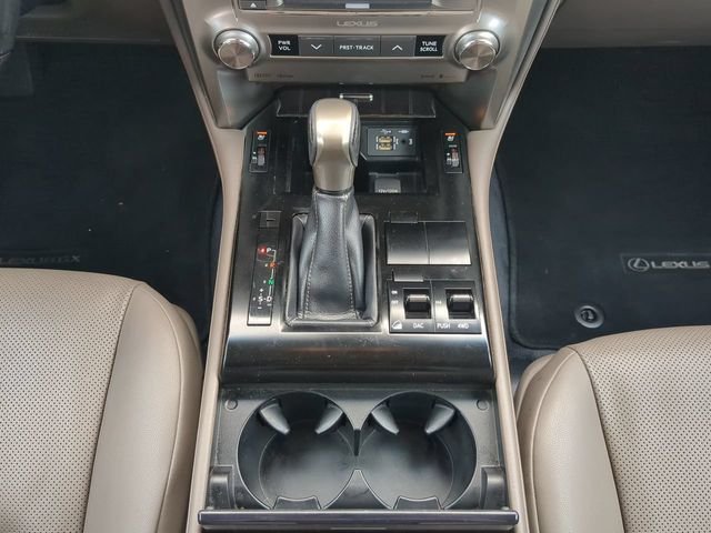 Used 2020 Black Lexus 460 image 19